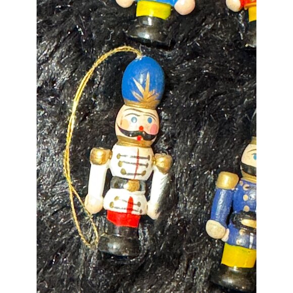 Set Of 4 Hand-Painted Wooden Soldier Ornaments With Strings Minitures 2" - Picture 3 of 7